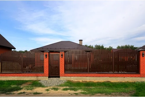 Штакетник Twin фигурный 0,4 PE RAL 8017 шоколад