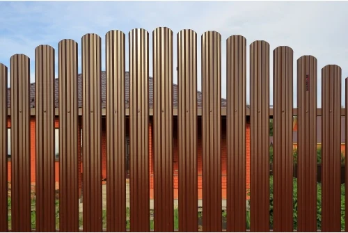 Штакетник Twin фигурный 0,4 PE RAL 8017 шоколад