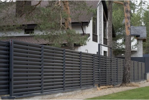 Штакетник Полукруглый Slim с прямым резом 0,45 PE RAL 7024 мокрый асфальт