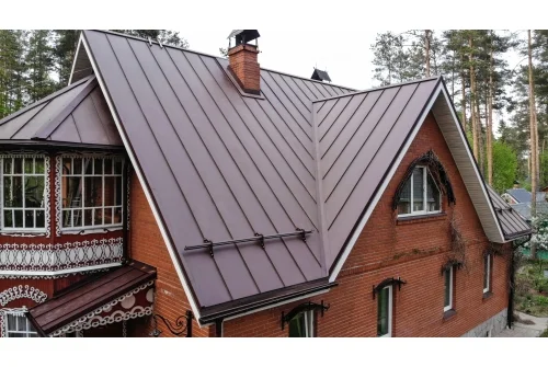 Фальц двойной стоячий Grand Line 0,45 Drap ST с пленкой на замках RAL 8017 шоколад