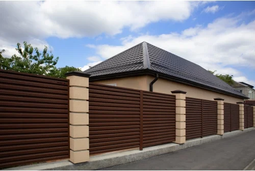 Ламель забора жалюзи Milan new 0,45 Print Elite с пленкой Choco Wood TwinColor