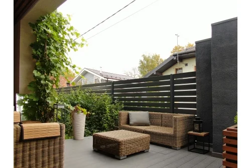 Стойка жалюзи Texas для монтажа с крепежным вкладышем 0,5 Satin RAL 7024 мокрый асфальт (3м)