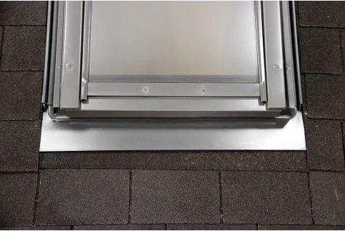 Оклад для плоских кровельных покрытий FAKRO ESV-RU 94x140