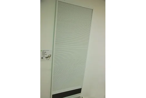 Штора+москитная сетка FAKRO AMD Duet 66x200 (белые направляющие RAL 9016, штора белая blackout RAL 1601)